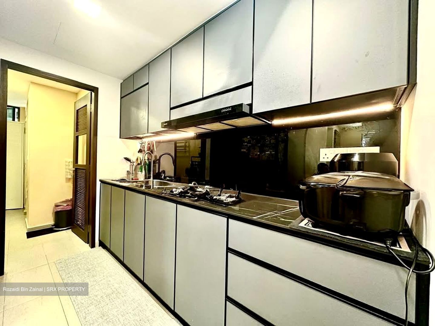 The Brownstone (D27), Condominium #574790081